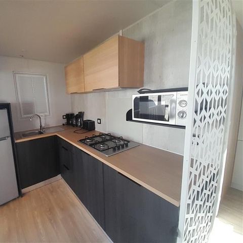 Stacaravan 6 personen - Stacaravan Premium 32m² 3 slaapkamers + half overdekt terras + Bedlinnenpakket+LV+handdoeken+LV+handdoeken (strandzijde)
