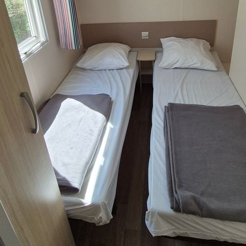 Stacaravan 4 personen - Klassiek 2 slaapkamers woensdag