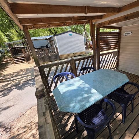 Stacaravan 4 personen - Comfort | 2 slaapkamers | 4 pers | Eenpersoons terras | Airconditioning