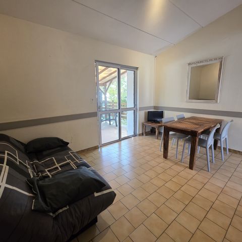 LANDHUIS 6 personen - Gîte | 2 Slaapkamers | 4/6 Pers. | Verhoogd terras | TV