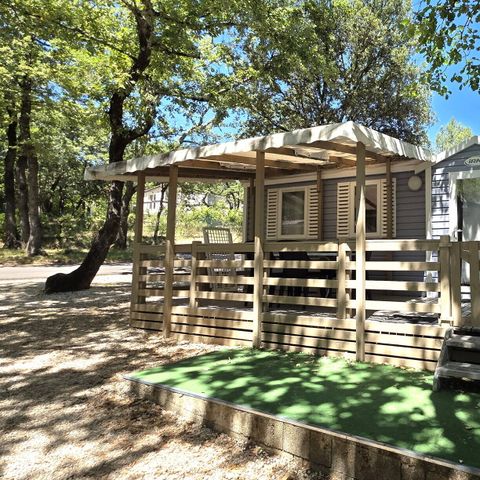 Stacaravan 6 personen - Klassiek | 3 slaapkamers | 6 pers | Verhoogd terras | Airconditioning