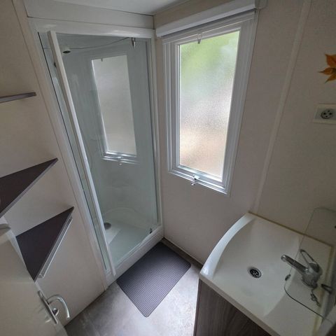 Stacaravan 6 personen - Klassiek | 3 slaapkamers | 6 pers | Verhoogd terras | Airconditioning