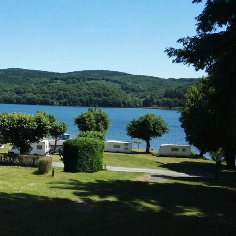 Camping Le Rouquié du Lac  - Camping Tarn - Afbeelding N°2