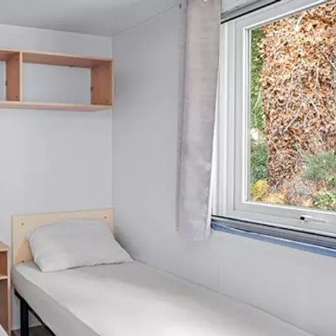 Stacaravan 4 personen - Stacaravan | Klassiek | 2 Slaapkamers | 4 Pers. | Verhoogd terras | Airconditioning.