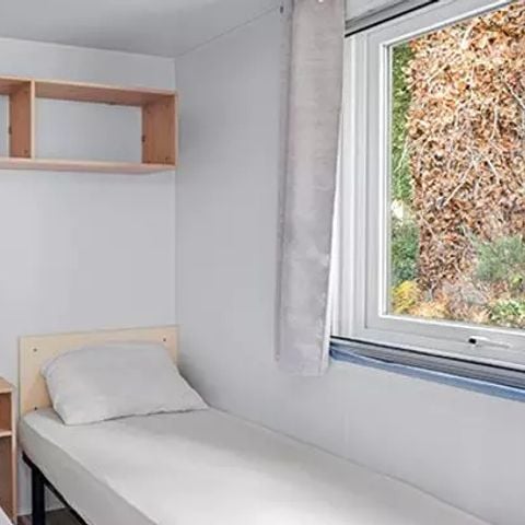 Mobilheim 4 Personen - Mobilheim | Classic | 2 Zi. | 4 Pers. | Erhöhte Terrasse | Klim.