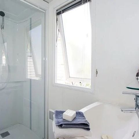 Mobilhome 4 personnes - Mobil-home | Classic XL | 2 Ch. | 4 Pers. | Terrasse surélevée | Clim.