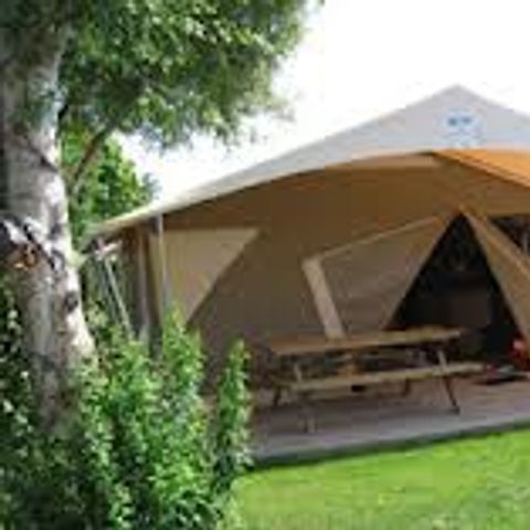 Bungalowzelt 5 Personen - KANADA (OHNE SANITÄRE EINRICHTUNGEN)