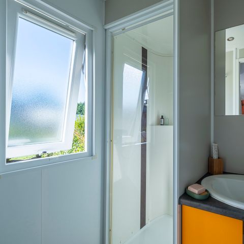 Stacaravan 6 personen - EXOTIC 30m² - 2 kamers TV + airconditioning