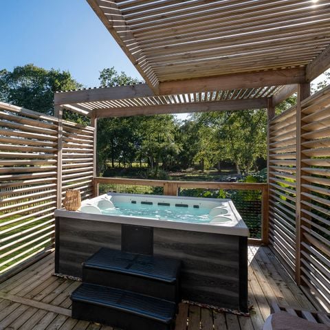 Stacaravan 6 personen - Prestige 2 badkamers, 1 jacuzzi