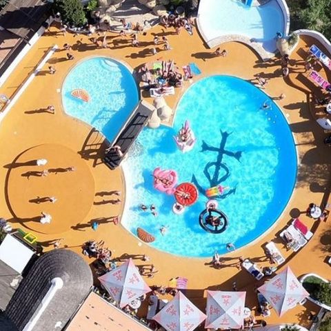 Camping Le Camarguais - Camping Hérault