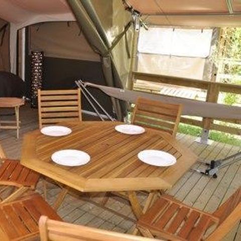 Glamping tent 5 persons - Freeflower Comfort without sanitary facilities 40m².