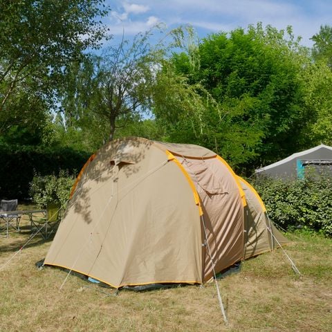 STAANPLAATS - 10A Comfort pakket (1 tent, caravan of camper)