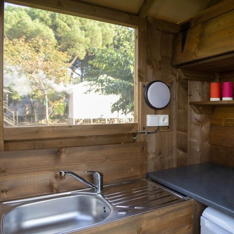 STAANPLAATS - Premium Freecamp pakket (privé toilet en douche)