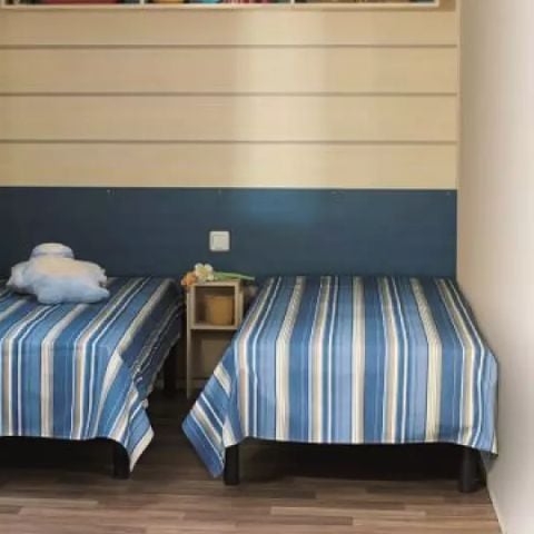 BUNGALOW 6 personnes - Mobil Home 3 Pièces 4/6 Personnes