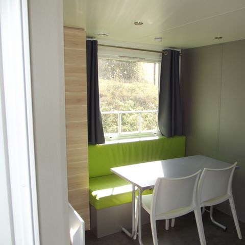 MOBILHOME 4 personnes - Confort 4p (27m²) avec terrasse couverte, 2 chambres, climatisé
