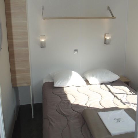 MOBILHOME 4 personas - Confort 4p (27m²) con terraza cubierta, 2 dormitorios, aire acondicionado