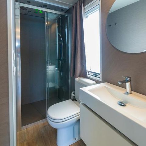 LODGE 4 personnes - Supérieur Face au Lac