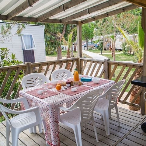 BUNGALOW 5 personnes - TV + CLIM + PLANCHA