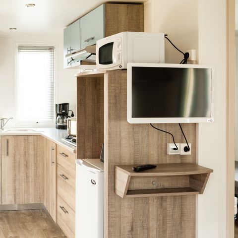 MOBILE HOME 6 people - | Comfort XL | 2 Bedrooms | 4/6 Pers. | Raised terrace | Air conditioning | TV