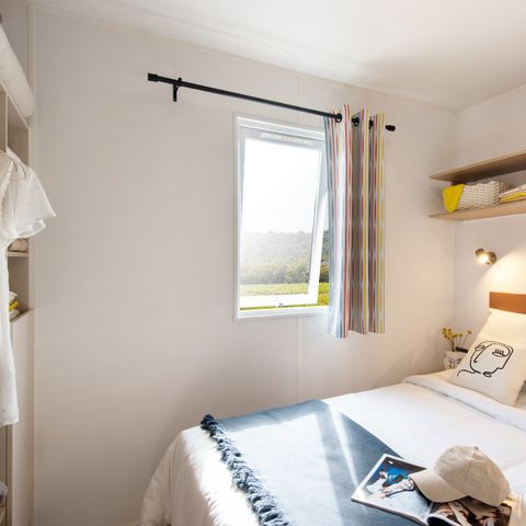 MOBILE HOME 6 people - | Comfort XL | 2 Bedrooms | 4/6 Pers. | Raised terrace | Air conditioning | TV