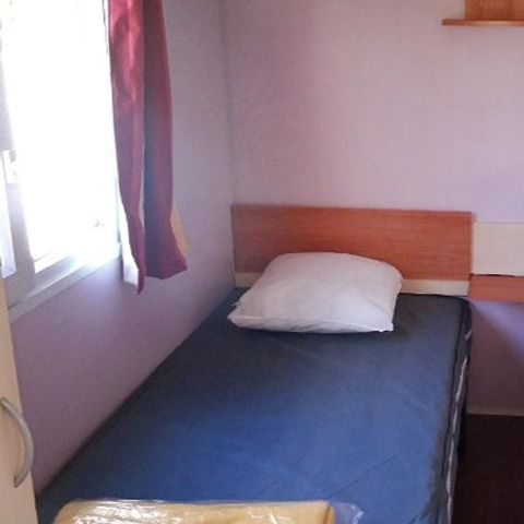 Stacaravan 4 personen - Klassiek XL | 2 slaapkamers | 4 pers. | Eenpersoons terras