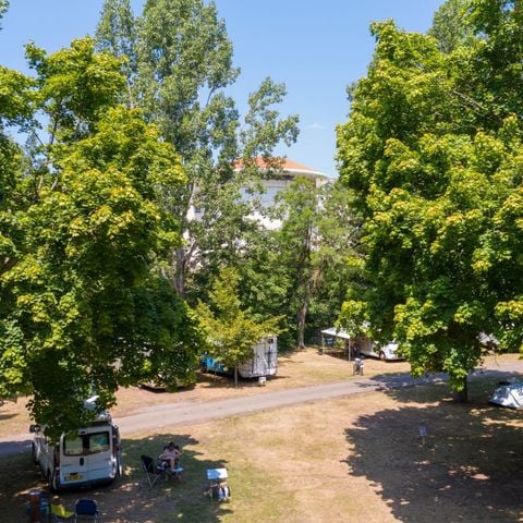 Stellplatz - Komfortpaket, mit Strom 1/2 Pers.