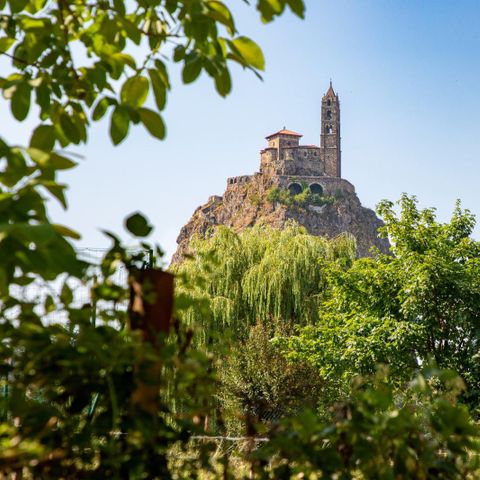 PLOT - Cycling/hiking stop package: without vehicle and without electricity