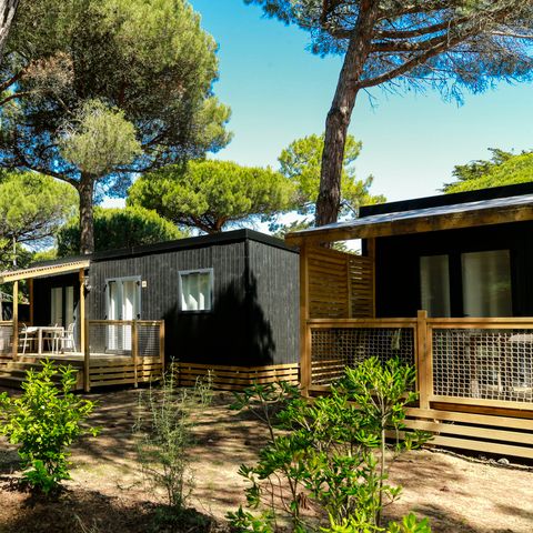 Mobilheim 4 Personen - Mobilheim Premium 30m² (2 Zimmer - 4 Betten) + Terrasse + TV + Bettwäsche und Handtücher - 7 Nächte