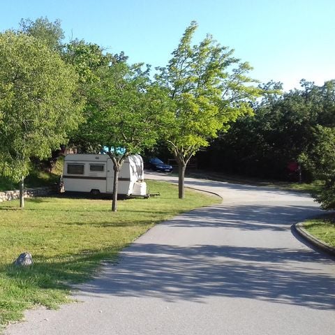 Pitch - Pitch + vehicle + electricity