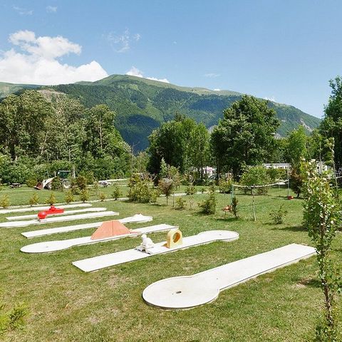 Le Château de Rochetaillée Le Château de Rochetaillée - Camping Isere - Image N°9