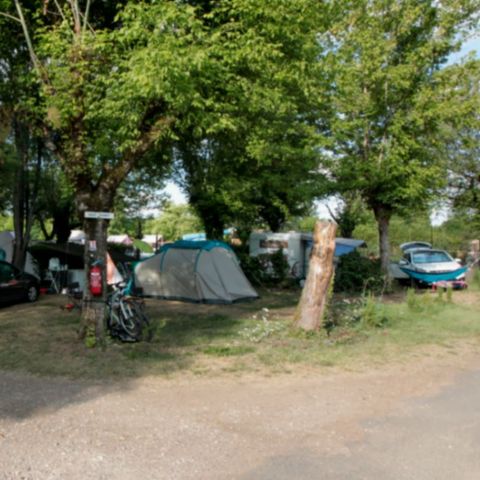 Stellplatz - Pauschale für 2 Personen + Strom (80-110m²)