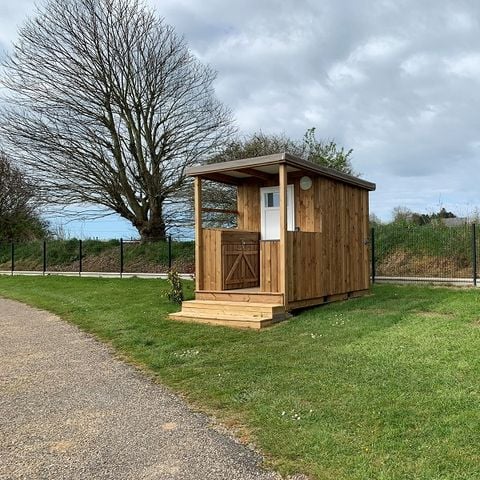 Pitch - Luxury pitch with 10A electricity connection and individual sanitary facilities