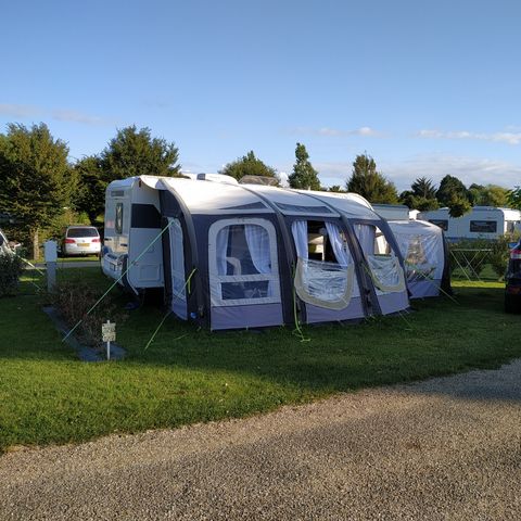 Pitch - Comfort pitch with 10A electricity connection + water/sewerage connection