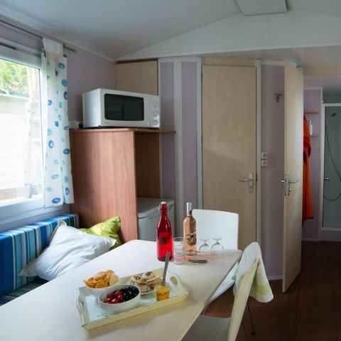 MOBILE HOME 6 people - 2 rooms for 4 adults and 2 children,