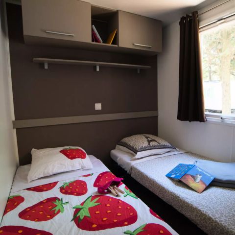 Stacaravan 6 personen - 3-kamer stacaravan 4 volwassenen + 2 kinderen