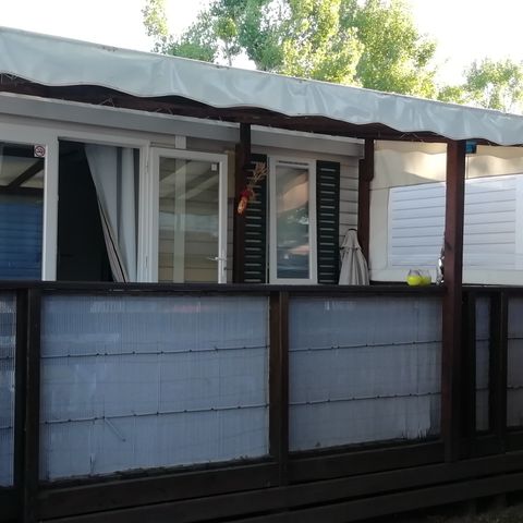 Stacaravan 6 personen - 3 kamers TRI 92