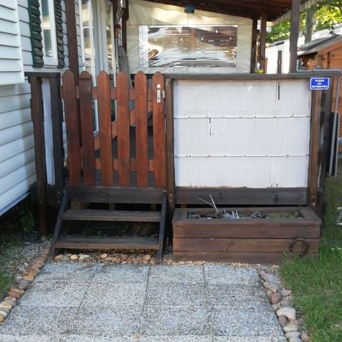 Stacaravan 6 personen - 3 kamers TRI 92