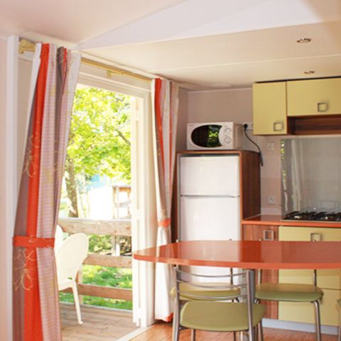 Stacaravan 6 personen - Standaard 32m² - 3 kamers - Half overdekt terras