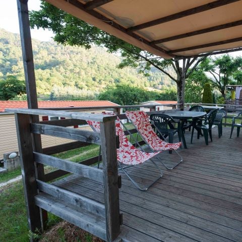 Stacaravan 6 personen - Standaard 32m² - 3 kamers - Half overdekt terras