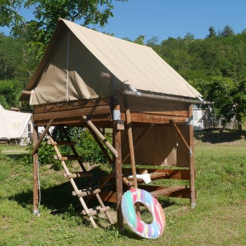 Canvas and wooden tent 2 persons - Standard bivouac on stilts -1 room