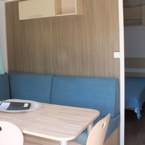 Stacaravan 2 personen - Standaard - 1 bed - Terras