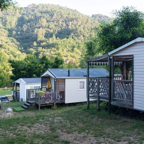 Mobilhome 4 personnes - Confort - 2ch - Terrasse couverte - TV - Clim