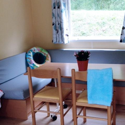 Mobilheim 4 Personen - 30m² - Standard - 2 Schlafzimmer - halboffene Terrasse - TV - klimatisiert 4 pers.