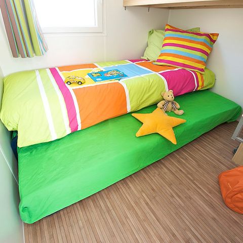 Bungalowtent 5 personen - (Geen sanitaire voorzieningen, geen water)