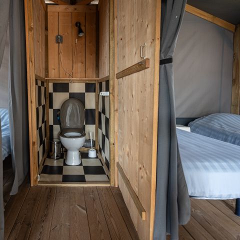 Tente en toile et en bois 4 personnes - Tente glamping Les Issambres