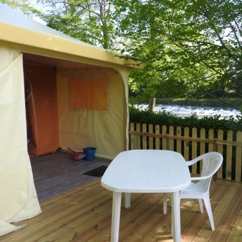 BungalowTent 5 personen - ZONDER SANITAIRE VOORZIENINGEN