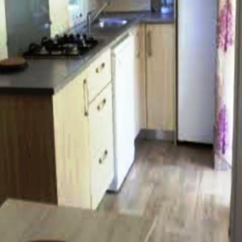 Stacaravan 4 personen - Stacaravan SOLÉO CONFORT 26M² (2 SLAAPKAMERS) + Geïntegreerd overdekt terras 9m² 4 pers