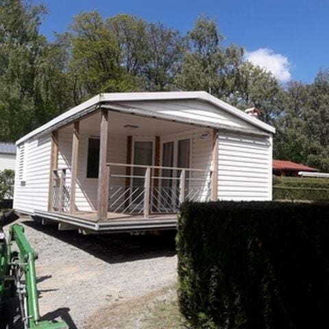 Stacaravan 4 personen - SOLÉO CONFORT 26M² (2 SLAAPKAMERS) + Overdekt Terras 9m².