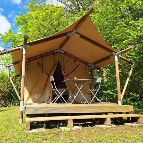 Safarizelt 2 Personen - Woodlodge Nature - 2 Einzelbetten oder 1 Doppelbett - Blick auf den Teich 2 pers.