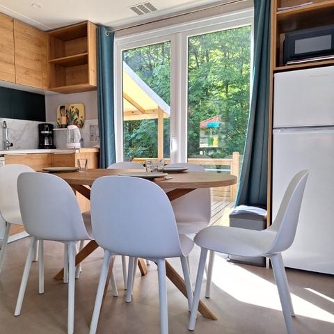 Stacaravan 6 personen - Cottage Ohara Côté Jardin Premium - 36m² - 3 kamers + Half overdekt terras + TV + LV + Uitzicht op het bos 6 personen